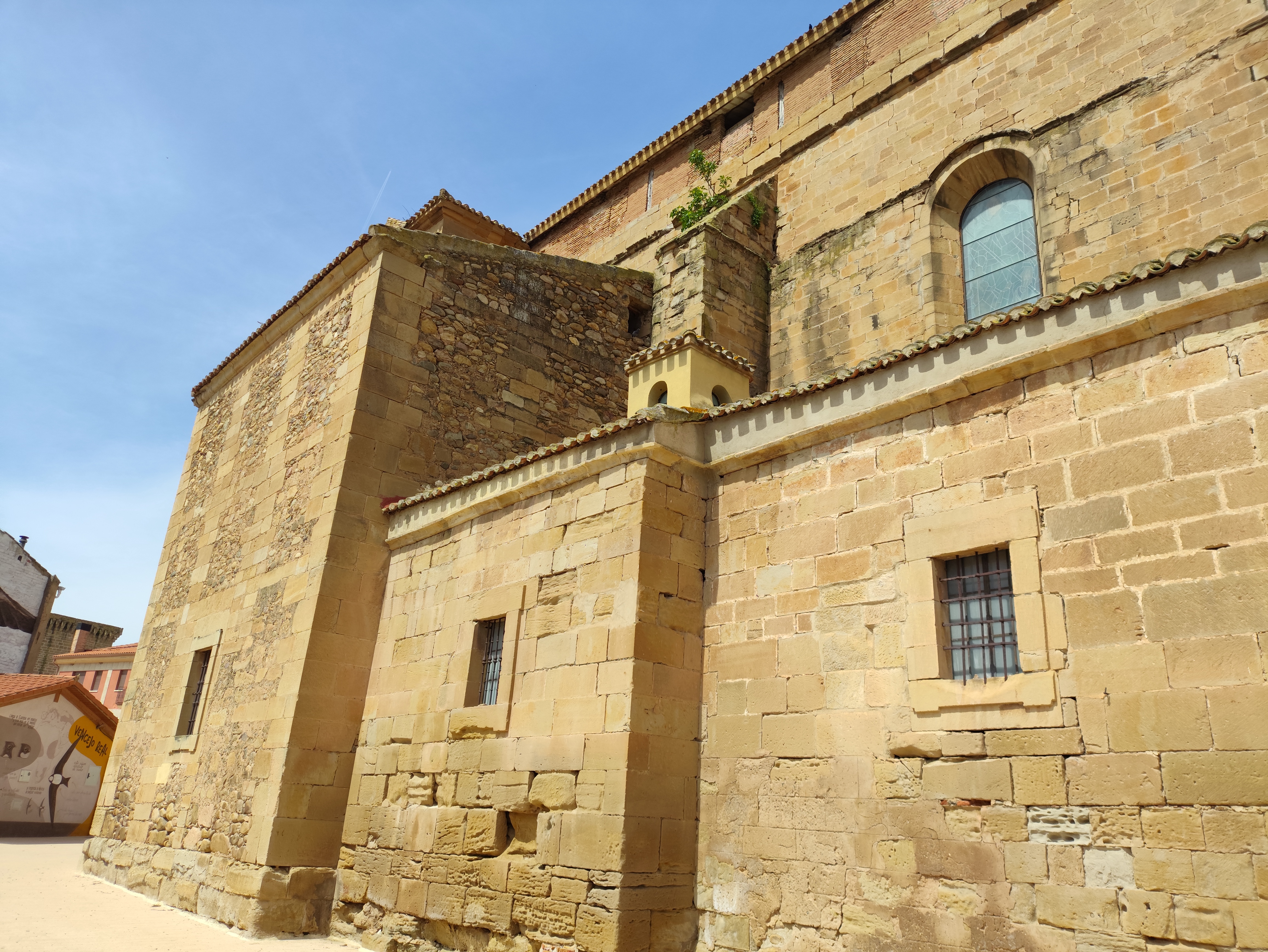 Iglesia de Santa María - Lateral